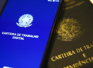 governo-esta-ajudando-enterrar-clt-e-o-maior-prejudicado-e-o-trabalhador