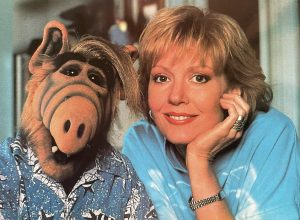 anne-schedeen,-estrela-de-‘alf,-o-eteimoso’,-morre-aos-77-anos