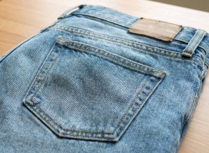 jeans-reto-classico-e-a-escolha-atemporal-para-quem-cansou-das-tendencias