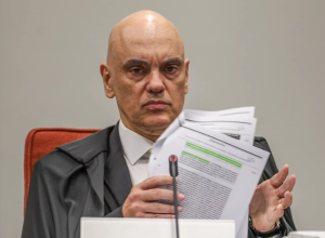 moraes-vai-decidir-se-tira-bolsonaro-da-prisao-domiciliar-depois-de-receber-advogados-no-stf