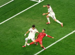 ‘equipa’,-‘guarda‑redes’-e-‘relvado’:-por-que-portugal-usa-termos-diferentes-do-brasil-no-futebol?