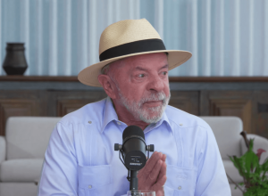 lula-grava-videos-com-aliados-de-varios-estados-em-brasilia
