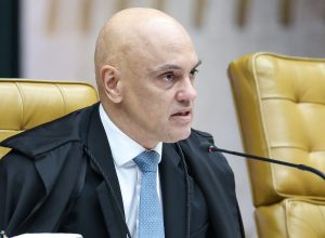 moraes-encaminha-a-fachin-pedido-de-investigacao-contra-mendonca