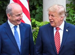 trump-reitera-que-gostaria-de-ver-a-irlanda-reunificada