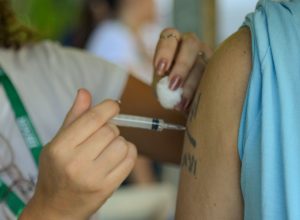 rio-amplia-vacinacao-da-gripe-para-os-maiores-de-6-meses-de-idade