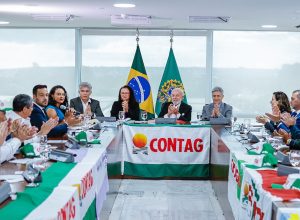 fraude-no-inss:-entidade-investigada-pela-pf-foi-recebida-por-lula-e-6-ministros